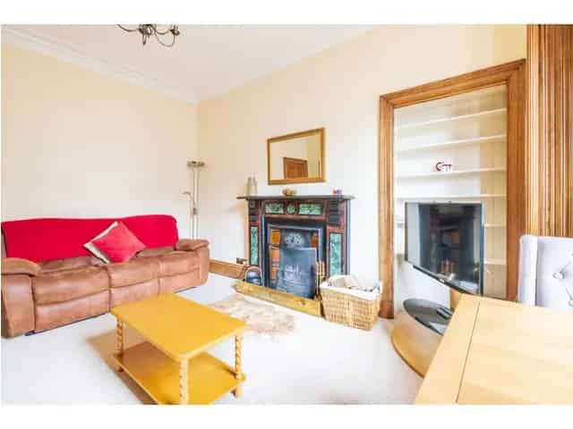 2 Bedroom Flat for Sale King Street