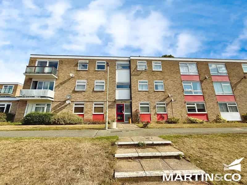2 Bedroom Apartment to Rent
