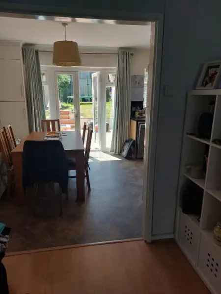 House For Rent in Reigate and Banstead, England