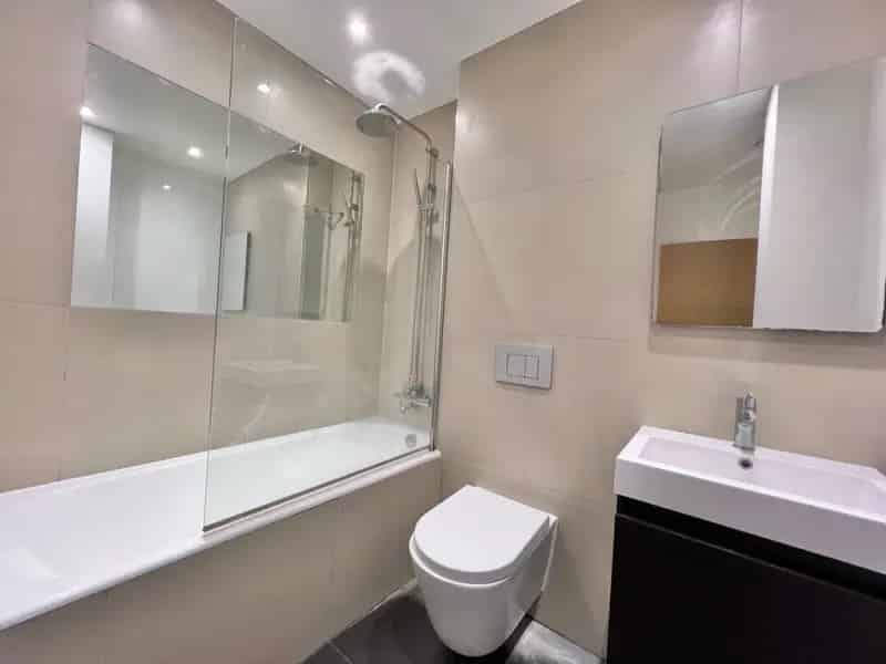 1 bedroom Flat
 To Rent