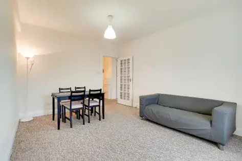1 room flat of 66 m² in London