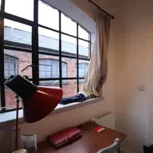 2 rooms room of 211 m² in Birmingham