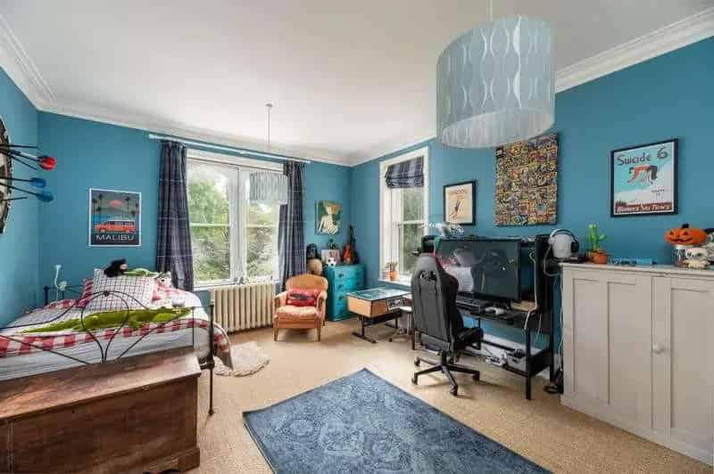 5 Bedroom Victorian House for Sale Near Coast