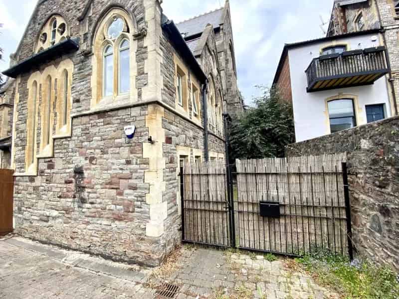 3 Bedroom Chapel Conversion Redland Modern Family Home