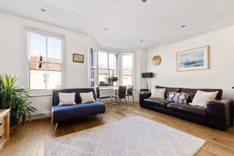 3 Bed Split Level Maisonette Southfields High Spec Finish