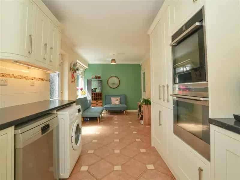 2 Bedroom Detached Bungalow for Sale in Huby