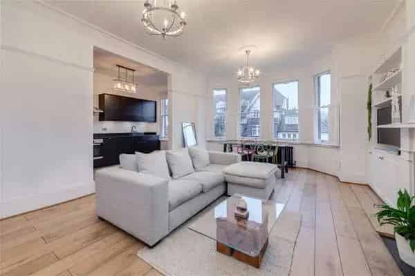 First Floor Flat Frognal NW3 Two Bedrooms