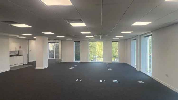 Commercial property For Rent in Cotterells, Dacorum, England