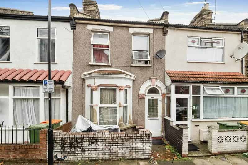 3 Bedroom Victorian Terrace House Near Plaistow Station