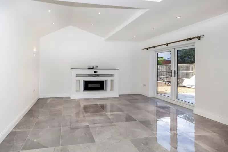 4 Bedroom Detached House St Marks Maidenhead