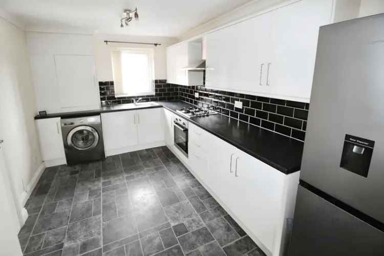 3 Bedroom End Terrace House for Sale Rothwell West Yorkshire