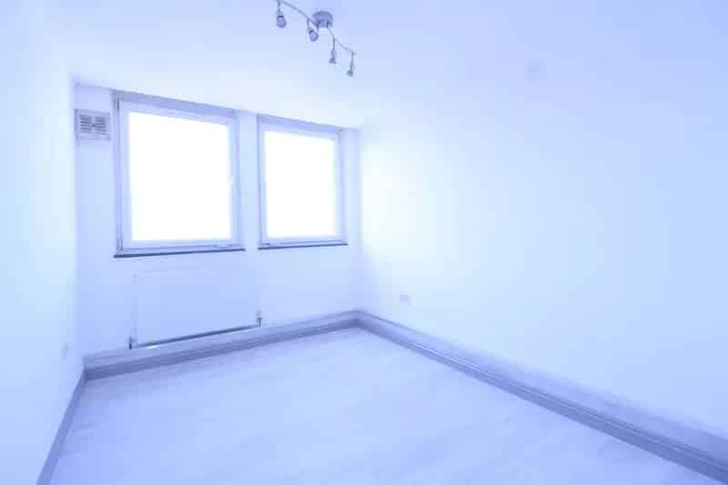 4 Bedroom Flat House to Rent