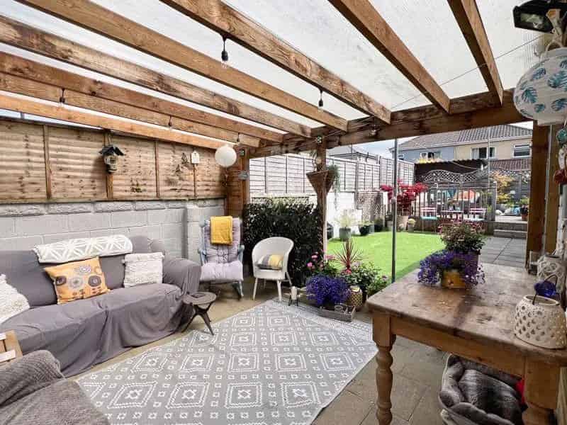 3 Bed Semi-Detached House For Sale