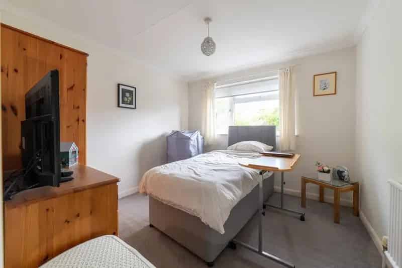 3 Bed Semi-Detached House for Sale