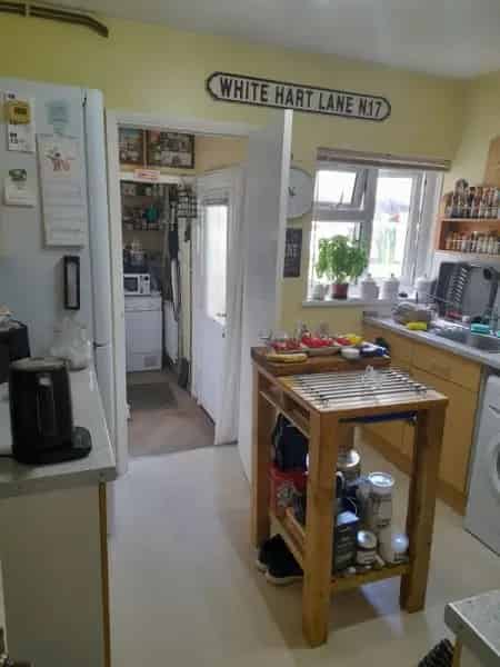 2 Bed Semi Detached Bungalow with Wet Room near Devon Beaches