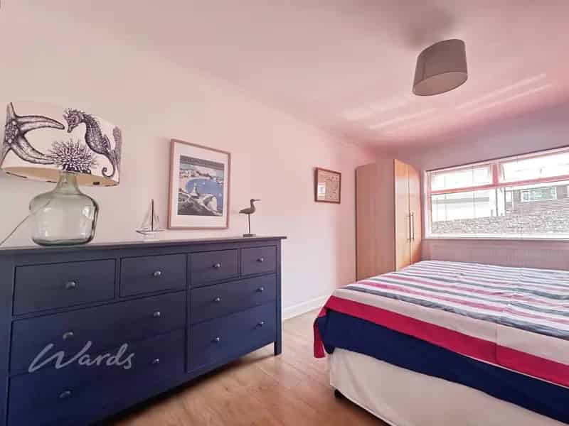 2 Bedroom Flat to Rent Broadstairs Sea Views