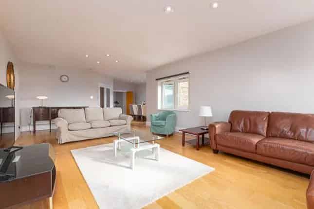 3 4 Bedroom Apartment Kensington W14 Secure Development Gym Parking Concierge