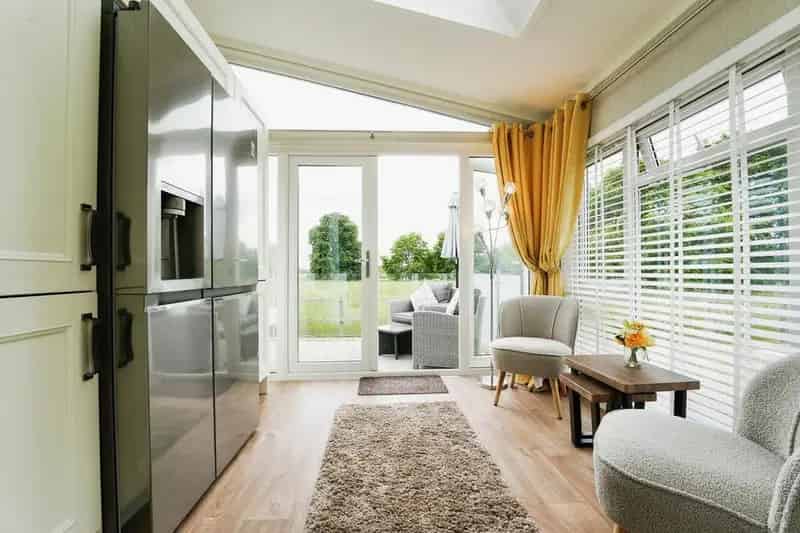 2 Bedroom Park Home for Sale