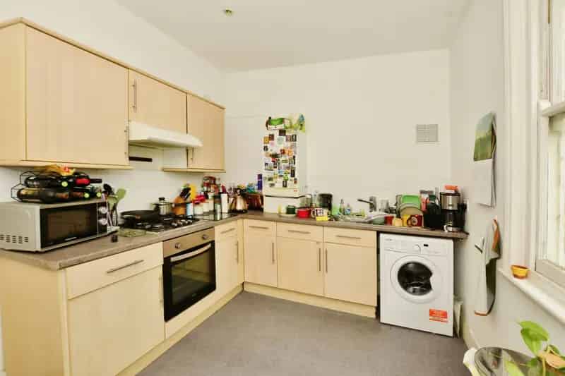 Two Bedroom Apartment Folkestone West End Share of Freehold