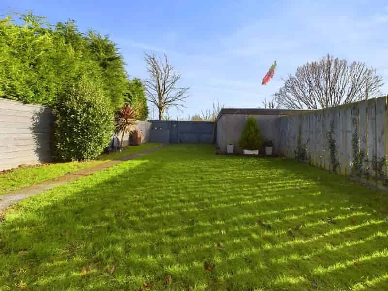 2 bedroom Semi Detached House for sale, Hull, HU9