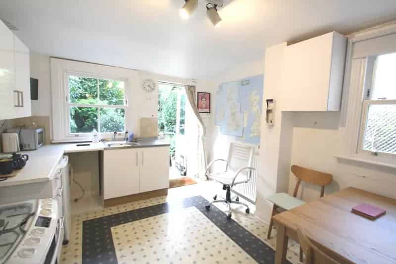1 Bedroom Flat House to Rent