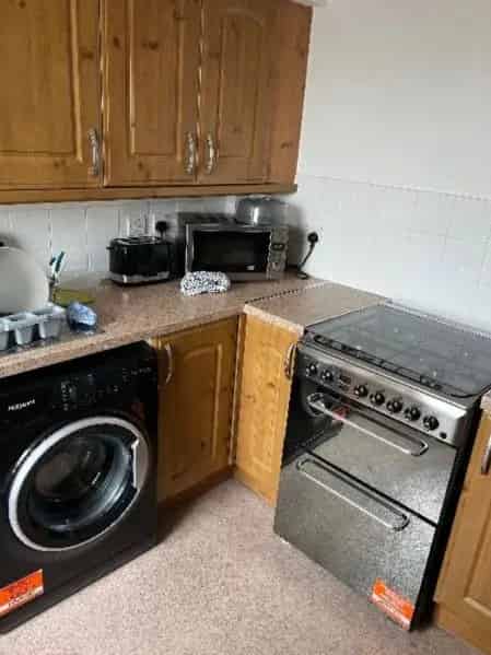 Spacious 2nd Floor Flat Near Plaistow Station