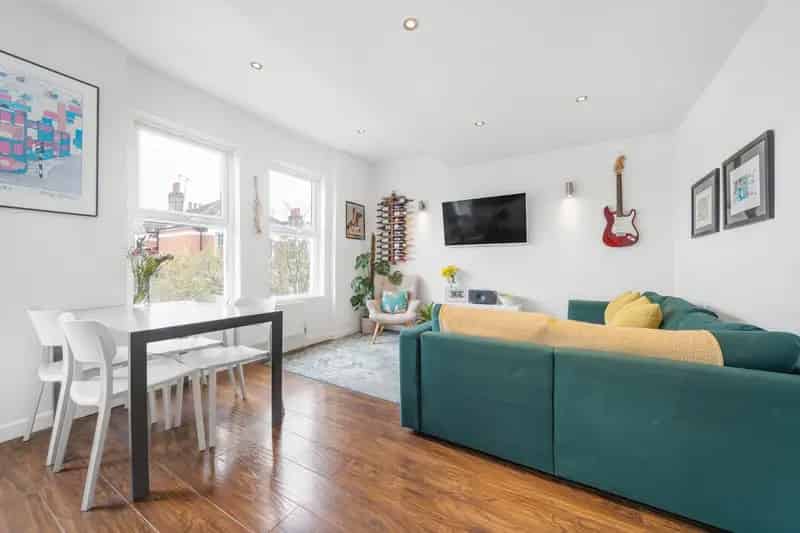 2 Bedroom Flat House to Rent Brixton Clapham
