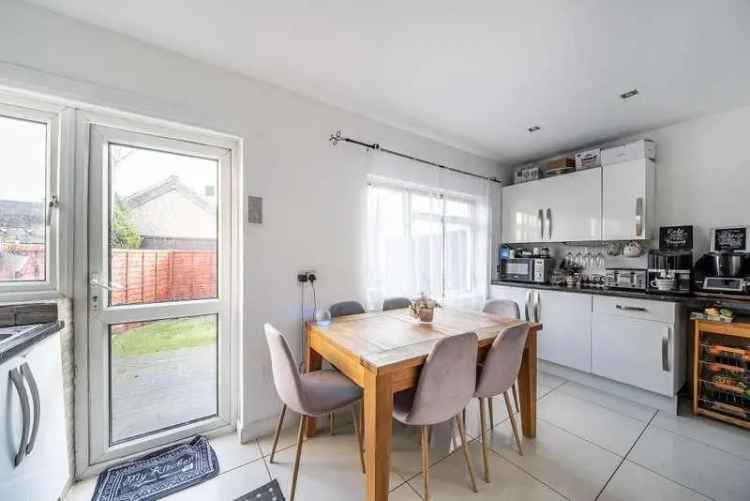 3 Bed Semi-Detached House for Sale Near Woking Town Centre