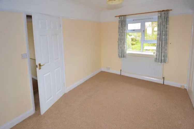 3 bedroom semi-detached house to rent