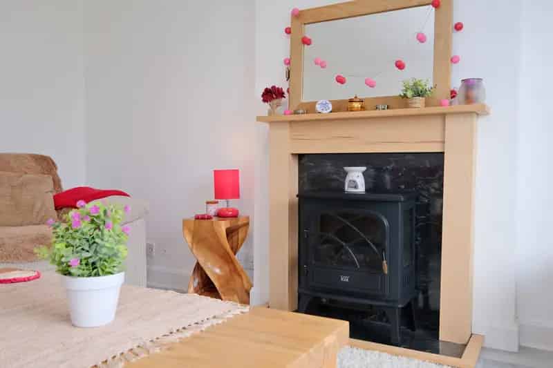 3 Bedroom Semi-Detached House for Sale in Cults Aberdeen