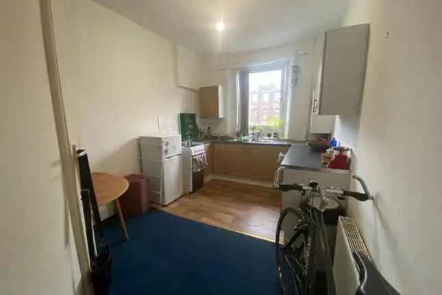 Flat to rent in Calder Street, Glasgow G42