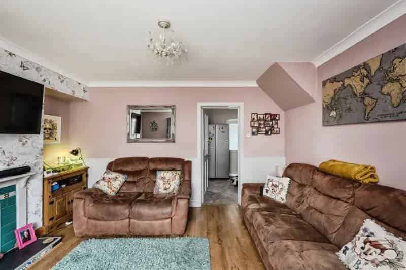 3 bedroom terraced house
