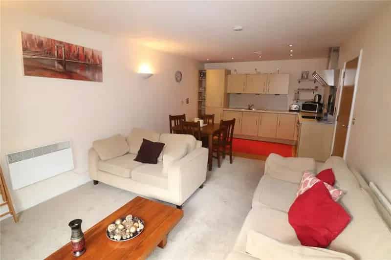 2 Bedroom Apartment for Sale