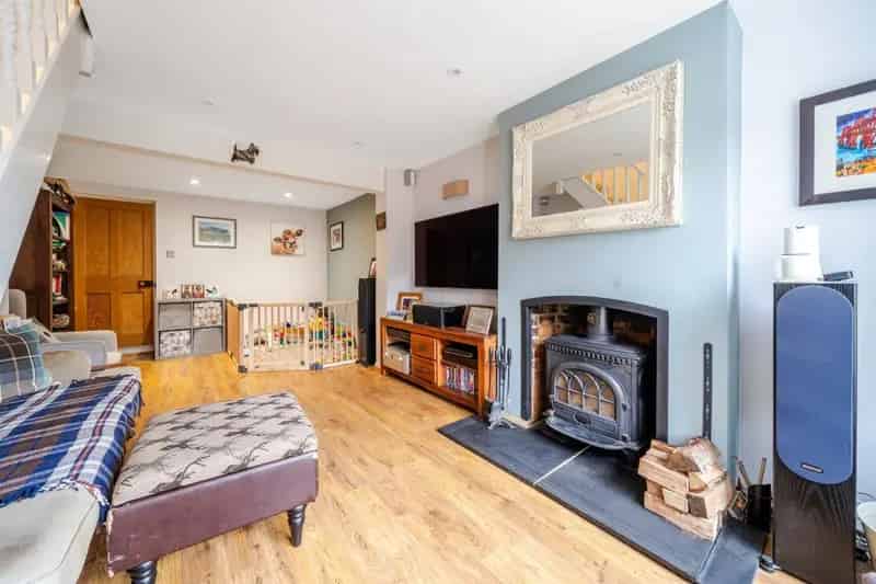 Cookham Dean Character Cottage Two Double Bedrooms Stunning Views
