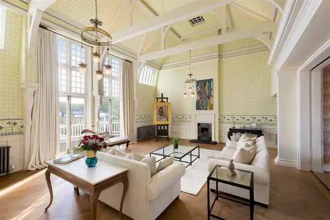 Unique Studio House for Sale in Chelsea Tite Street