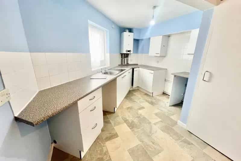 One Bedroom Flat Lings Area NN3 Zero Deposit Option Available