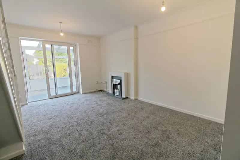 2 Bedroom Semi-Detached House for Rent Wigston Harcourt