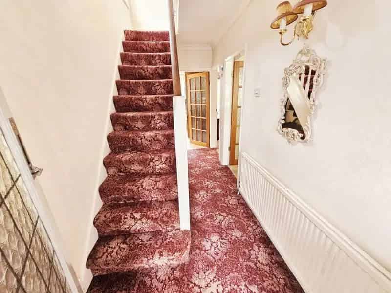 3 Bedroom Semi Detached House for Rent