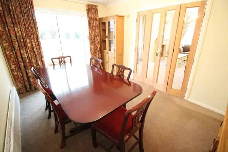 4 Bedroom Detached House to Rent Bedworth Warwickshire