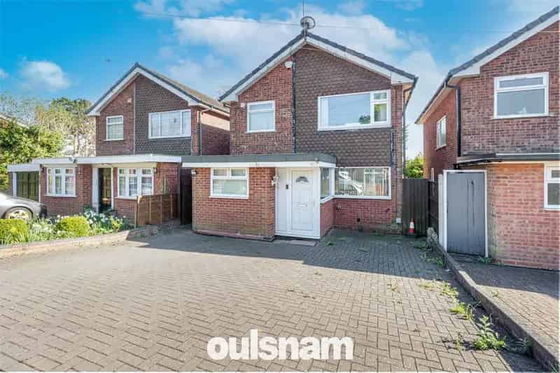 3 Bedroom Detached House for Sale