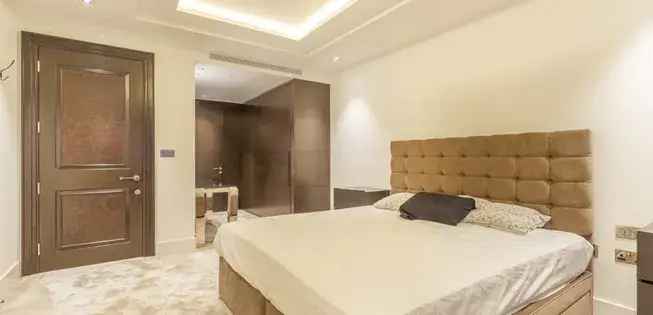 2 Bedroom Apartment in London's Trinity House