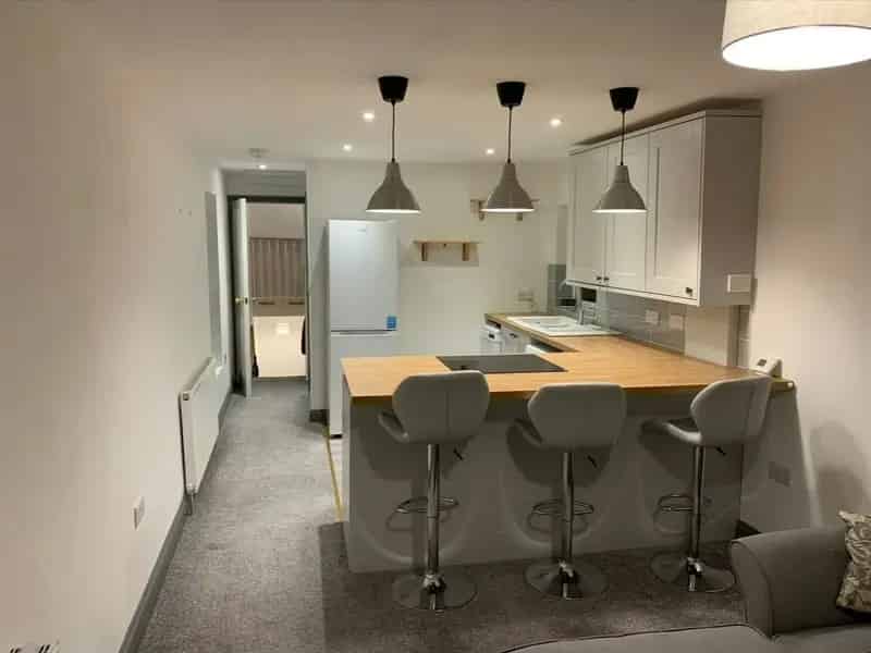 Beachfront Two-Bedroom Flat Near Marina