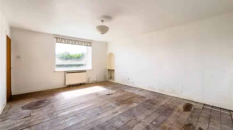 Pictston Farm 77 Acres Perthshire Land Farmhouse Outbuildings