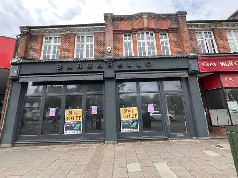 Three Story Restaurant for Sale in Town Centre