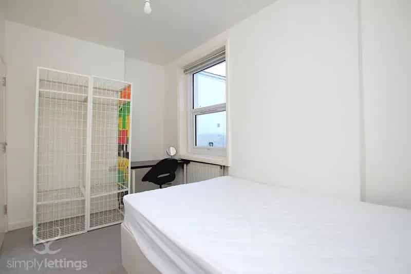 2 Bedroom Pet-Friendly Flat to Rent Brighton