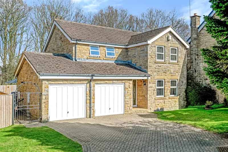 4-Bedroom Detached House in Wigton Green