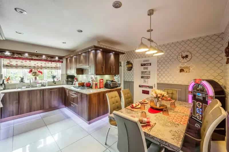 5 Bedroom Detached House Kingswood Estate Bawtry