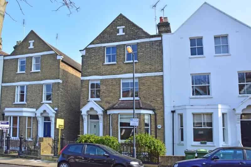2 bedroom flat/apartment in London