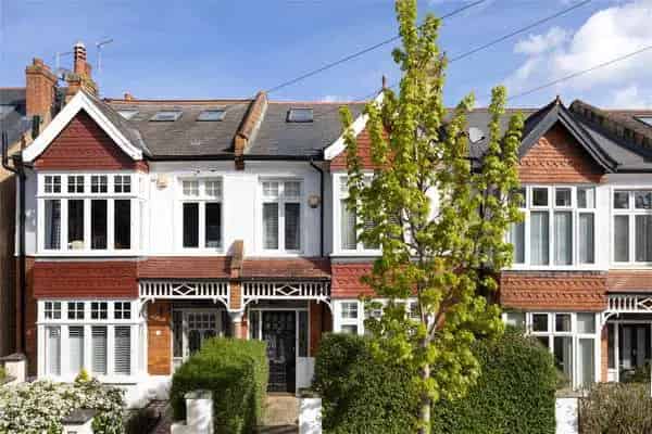 Family Home in Southfields with Five Bedrooms and Landscaped Garden