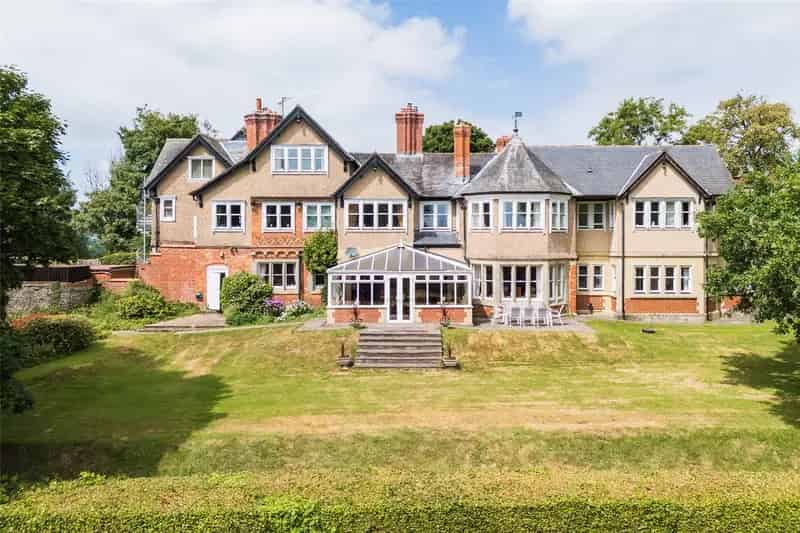 Detached House for sale with 12 bedrooms, Tregynon Newtown